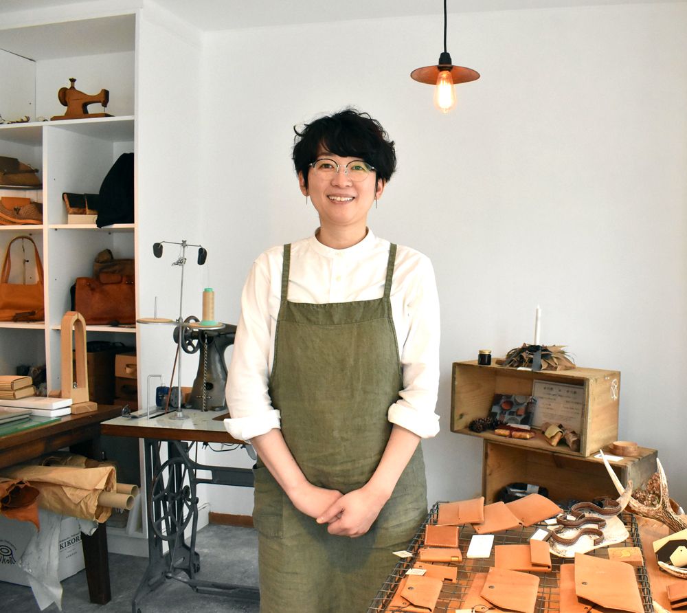 締切り間近大幅値下げ！7月末締切　格安　工場用　年代物　吉田のホール盤　ASHINA ホール盤2種　現状渡し　格安3台セット　プロ　職人向け　200V 人にひかれ本町に移転 札内から革工芸店の吉田さん【幕別】｜Sitakke