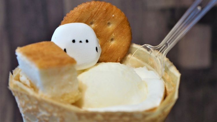 札幌】シマエナガをぱくり！パリもち生地が絶品のかわいい「クレープ